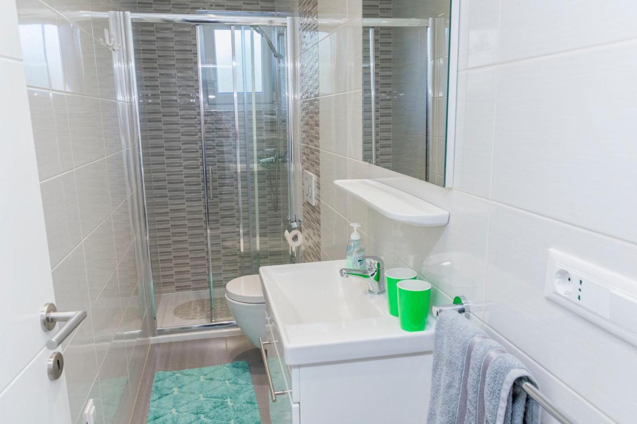 Apartments Sime Rogoznica  Luaran gambar
